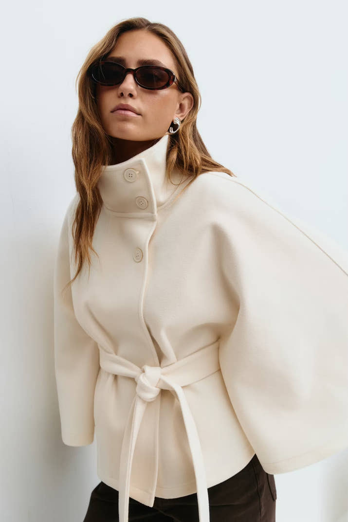 Gürtelcape Jacke