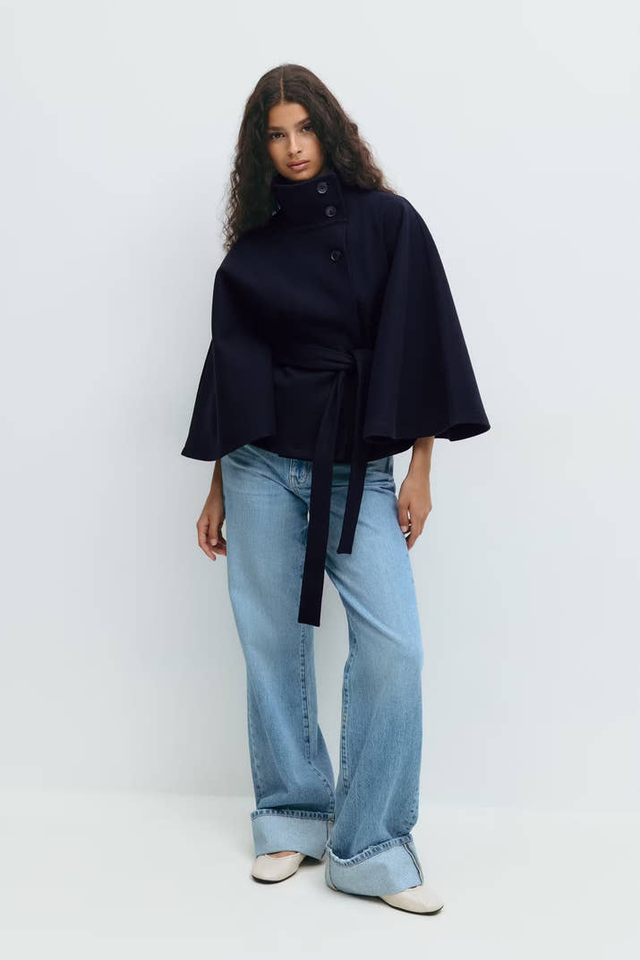 Gürtelcape Jacke